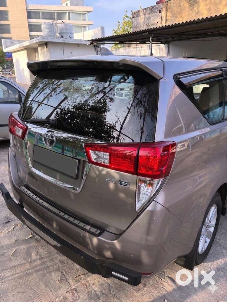 Toyota Innova Crysta 2019