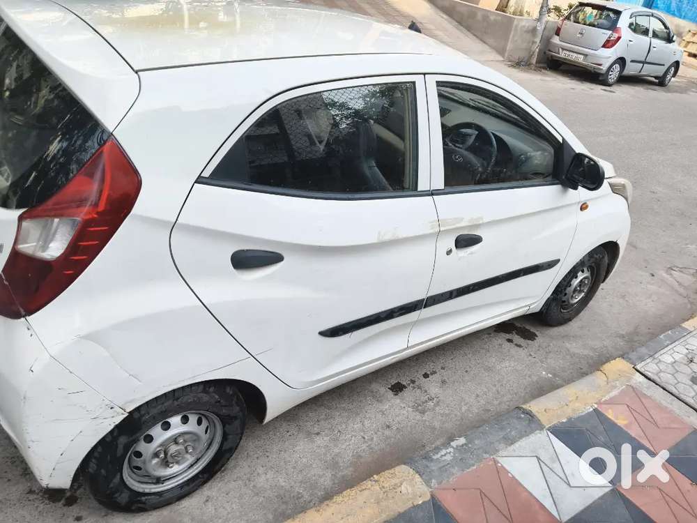 Well Maintained & In Excellent Condition Hyundai Eon For Sale.
