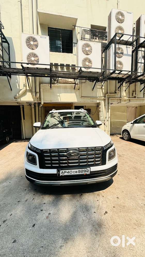 Hyundai Venue Turbo Dct 2024