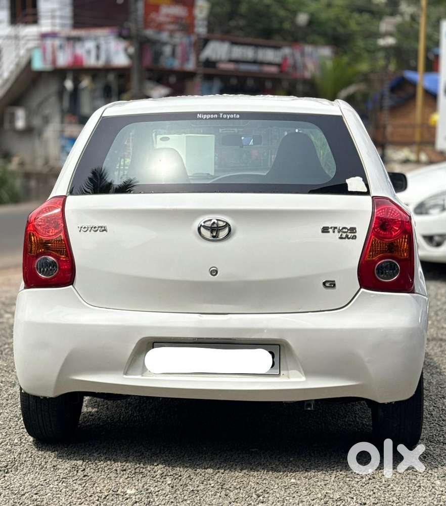 Toyota Etios Liva 2011-2012 G Plus, 2011, Petrol