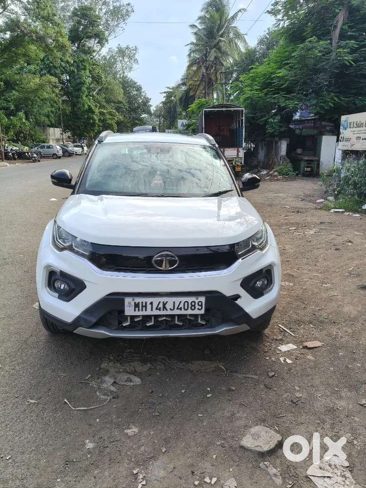 Tata Nexon Diesel Amt Xz+ (top-end) With Sunroof For Sale - Perk Car