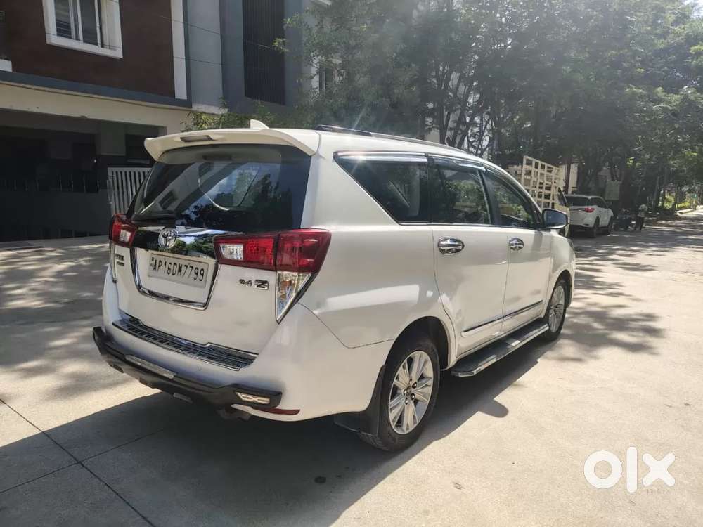 Toyota Innova Crysta, 2016, Diesel
