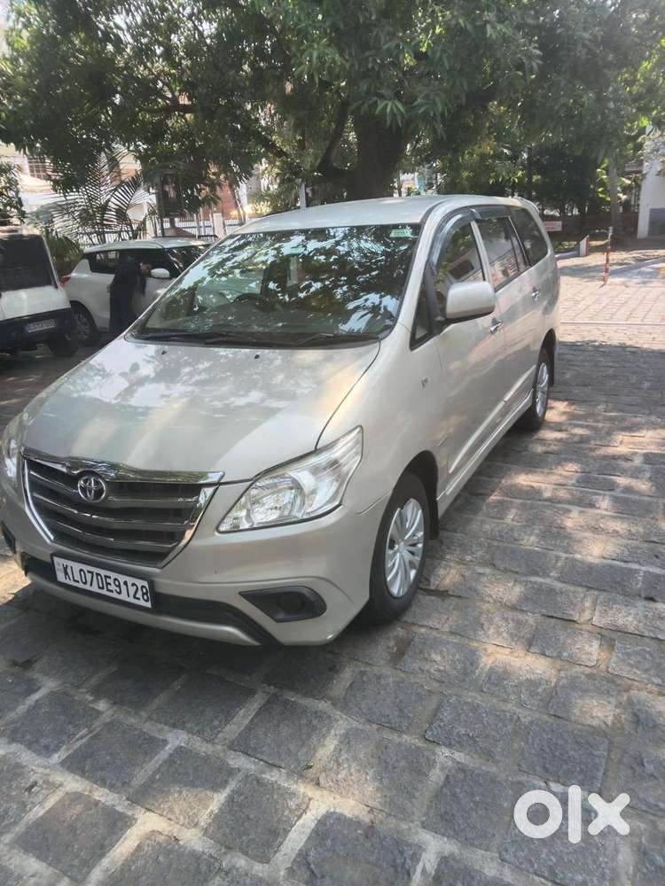 Toyota Innova [2013-2016] 2.5 G4 7 Str, 2014, Diesel