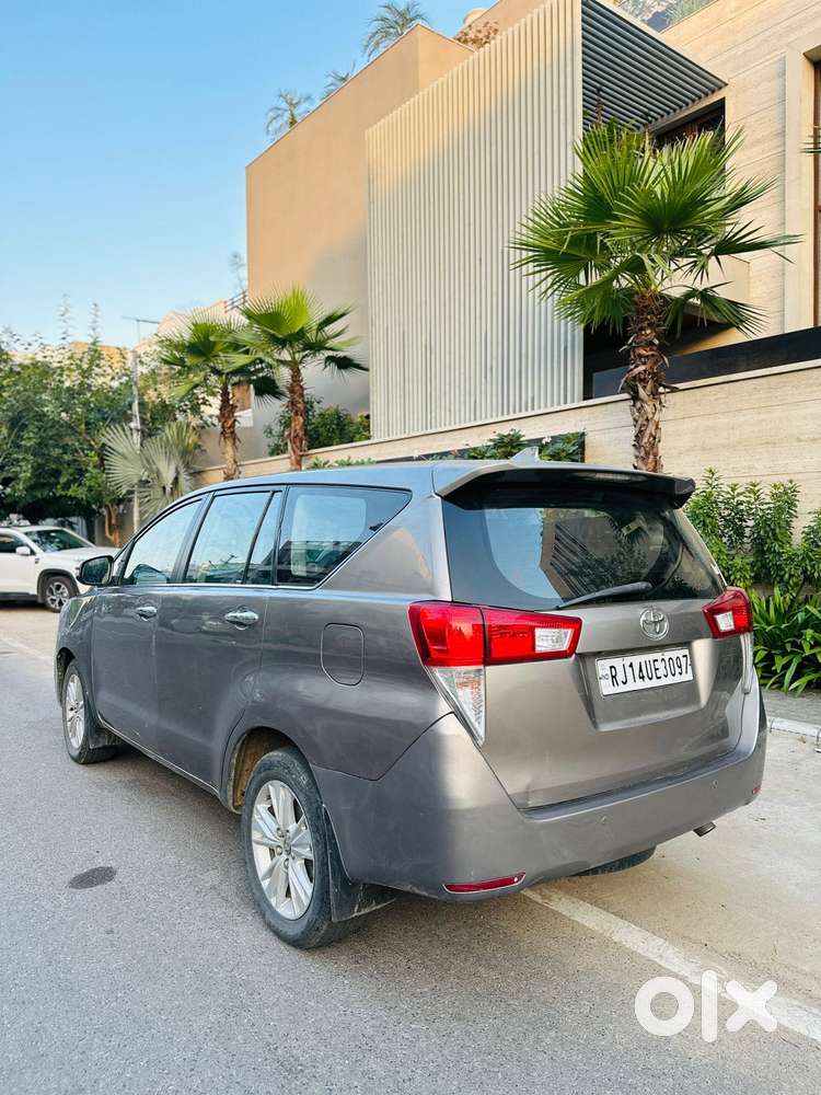 Toyota Innova Crysta 2.4 Z 7 Str, 2016, Diesel