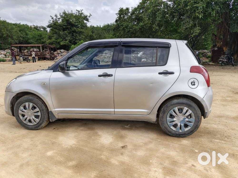 Maruti Suzuki Swift 1.3 Vxi, 2007, Petrol