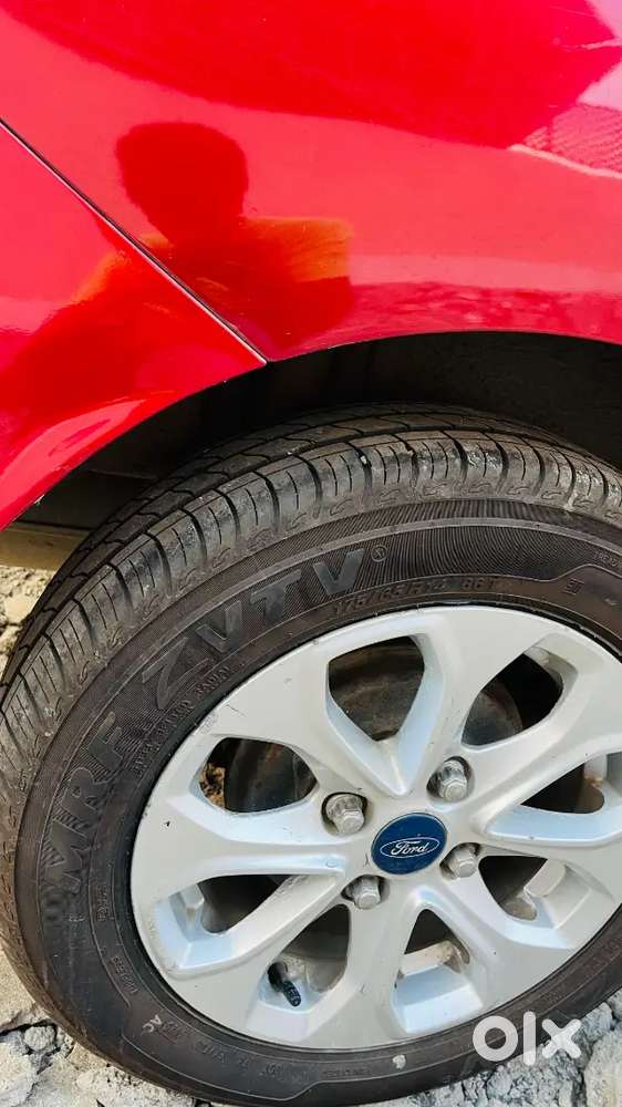 Ford Figo Aspire ₹ 4,10,000