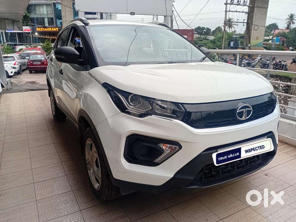 Tata Nexon 1.2 Revotron Xma Amt, 2022, Petrol