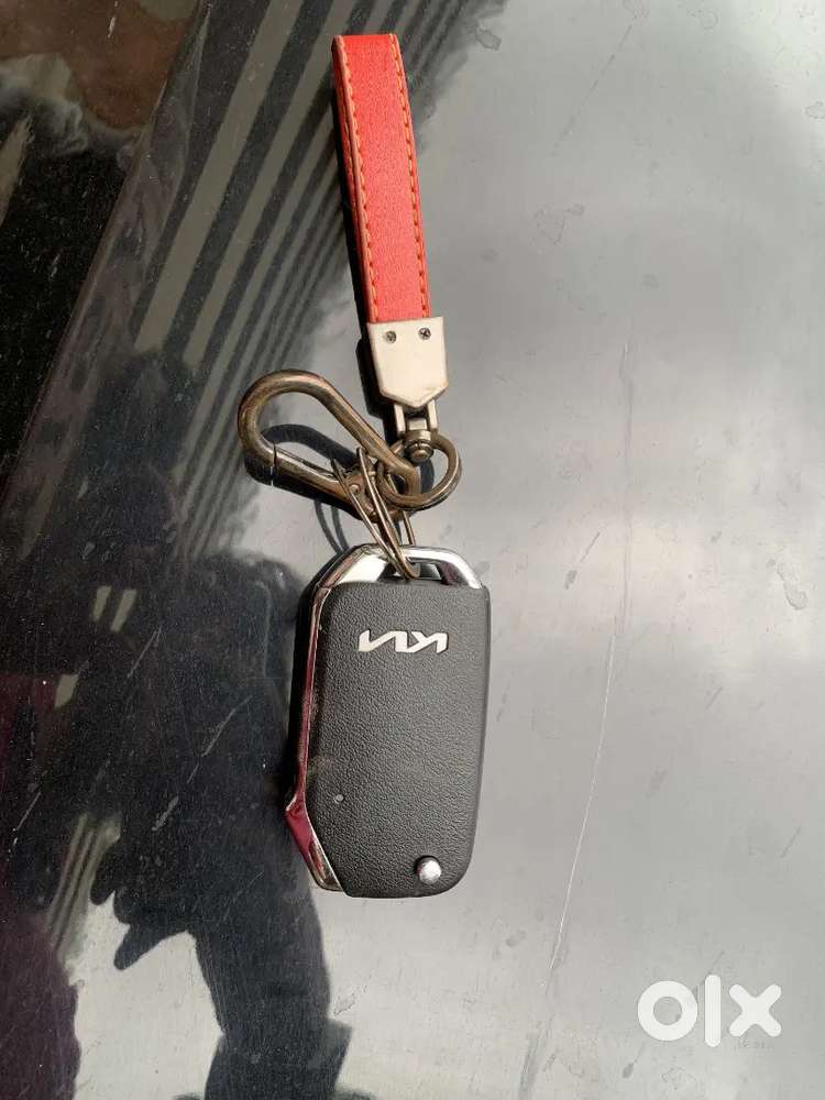 2024 Kia Carens Premium (o) Petrol Mt