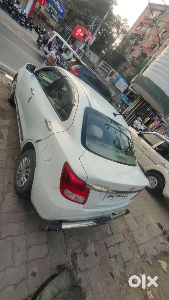 Maruti Suzuki Dzire 1.2 Vxi, 2024, Petrol