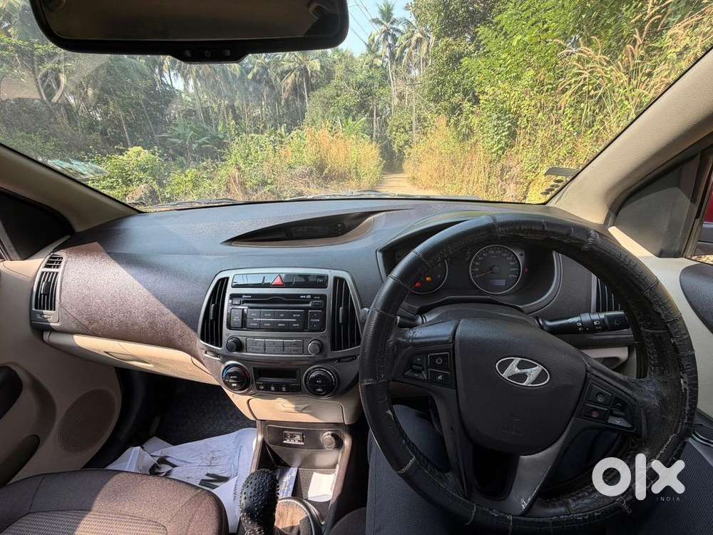Hyundai I20 2014 Sportz Diesel 123000 Km Driven