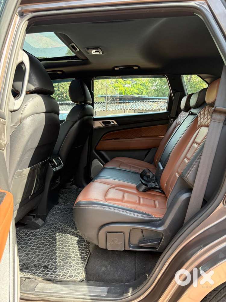 Mahindra Alturas G4 4x4 At, 2019, Diesel