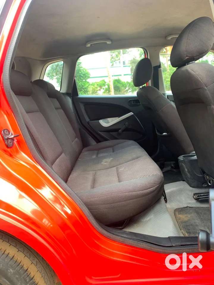 Ford Figo Diesel Titanium, 2011, Diesel