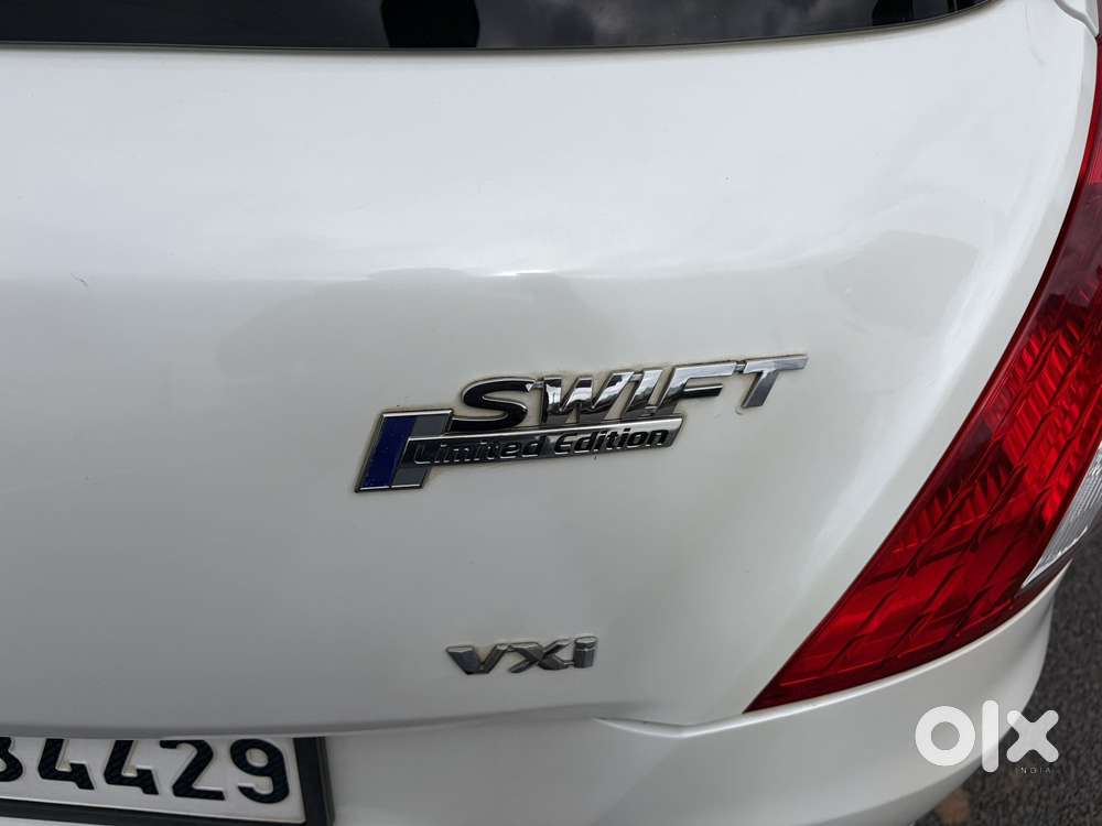 Maruti Suzuki Swift Vxi, 2018, Petrol