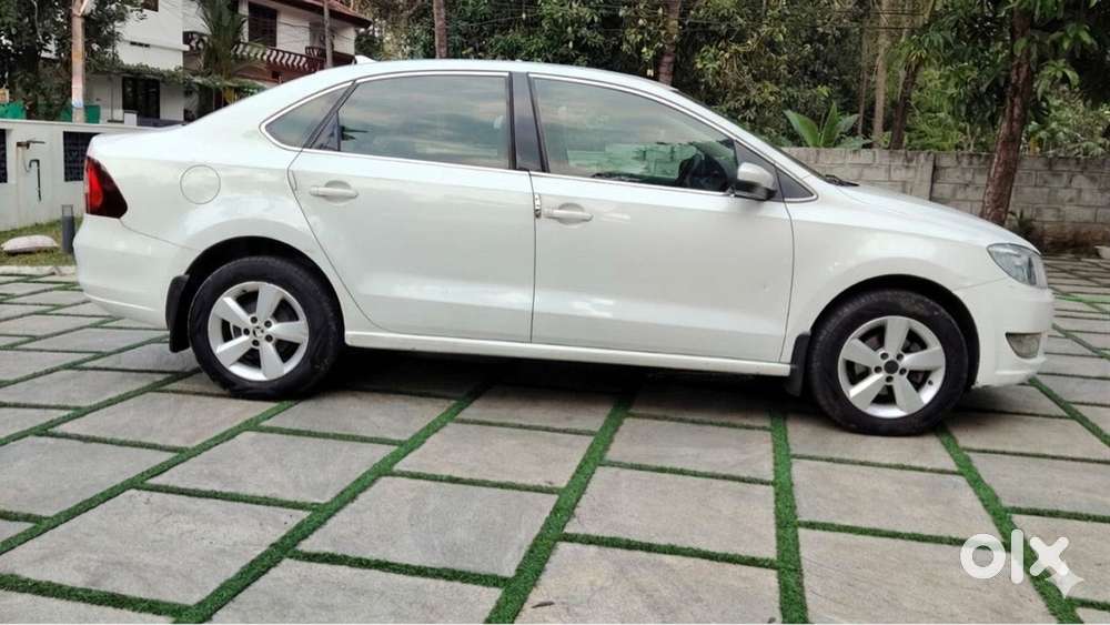 Skoda Rapid 1.5 Tdi At Elegance, 2016, Diesel