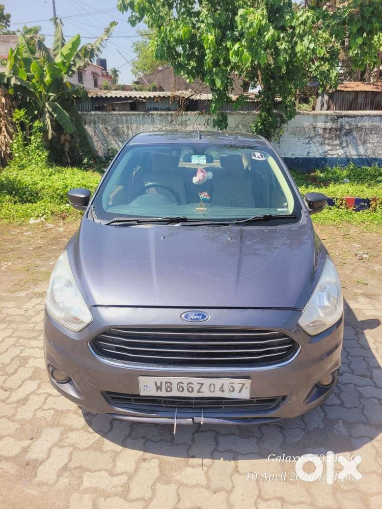 Ford Figo Aspire Titanium Blu, 2017, Petrol