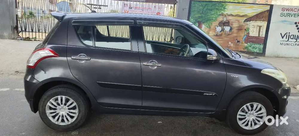 Maruti Suzuki Swift 2016 Petrol 72000 Km Driven