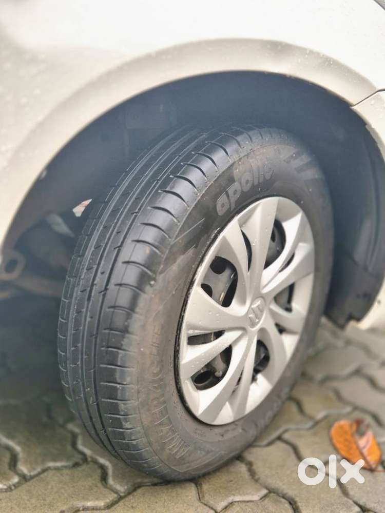 Maruti Suzuki Swift 1.2 Lxi (o), 2015, Petrol