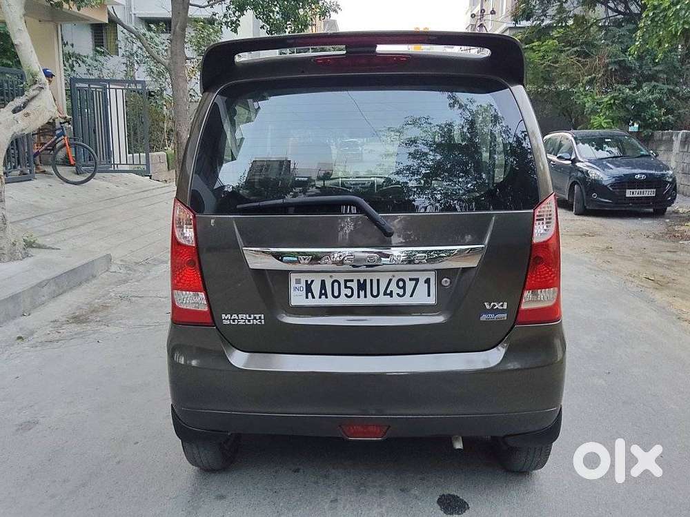 Maruti Suzuki Wagon R 1.0 Vxi Amt, 2016, Petrol