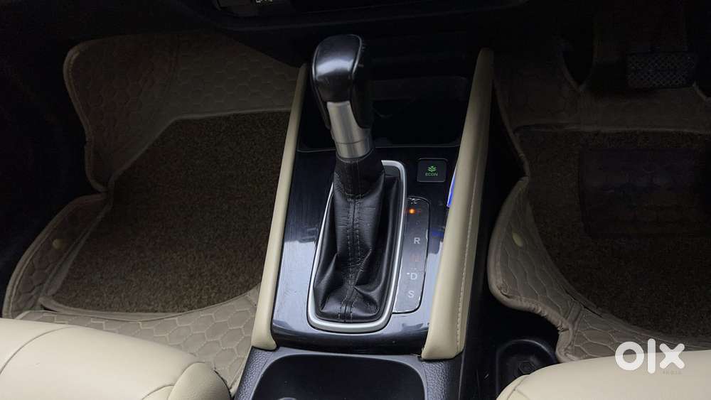 Honda City I-vtec Cvt Zx, 2022, Petrol