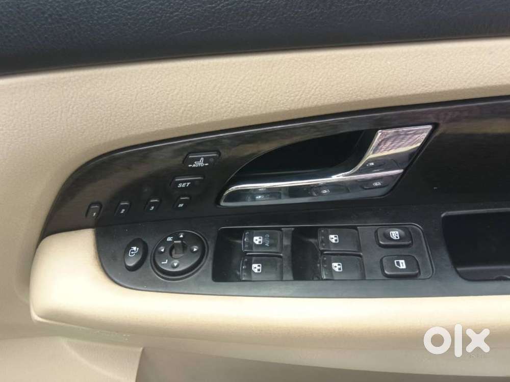 Mahindra Ssangyong Rexton Rx7, 2015, Diesel