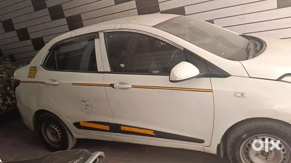 Nyi Leni Hai Isliye Sale Kar Rahe Hai