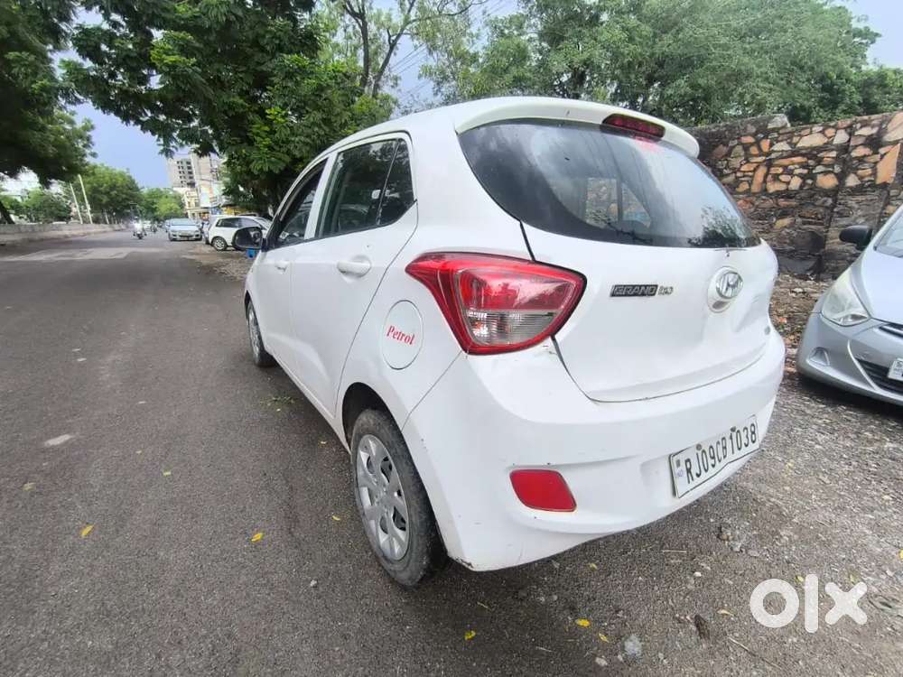 Hyundai Grand I10 2014 Petrol Well Maintained