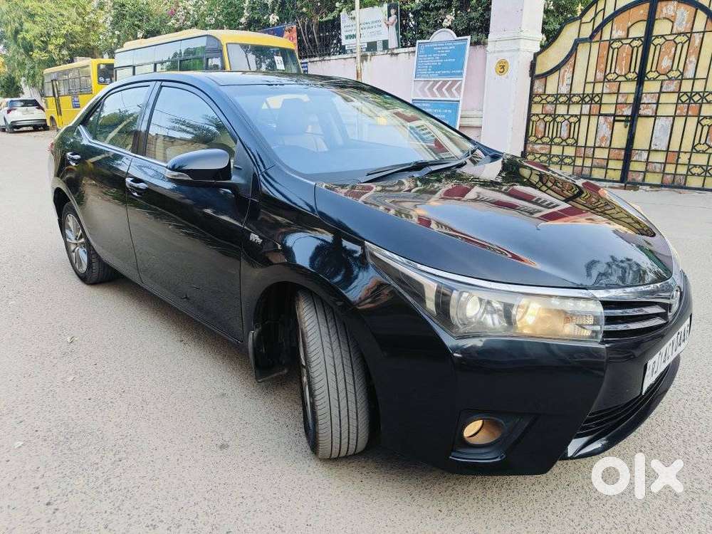 Toyota Corolla Altis 2013-2017 Vl At, 2017, Petrol