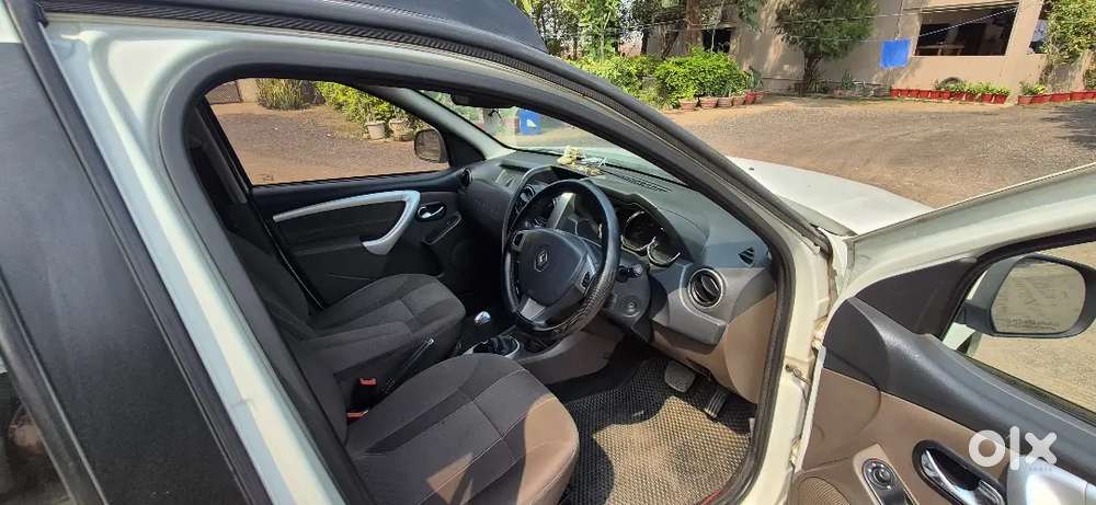 Renault Duster Automatic Turbo Engine