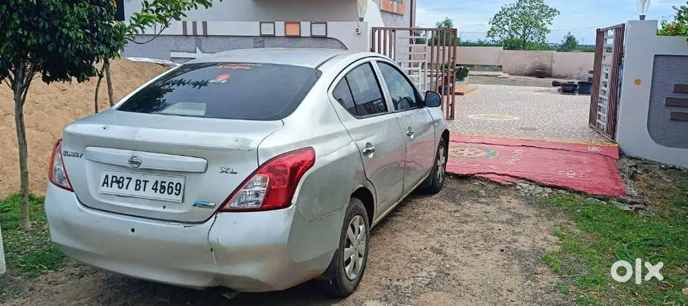 Nissan Sunny Xl 2013