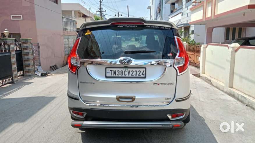 Mahindra Marazzo M8, 2020, Diesel
