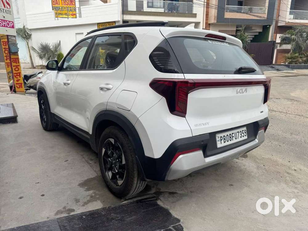 Kia Sonet G1.0t 7dct Htx 2025 Petrol 2715 Km Driven
