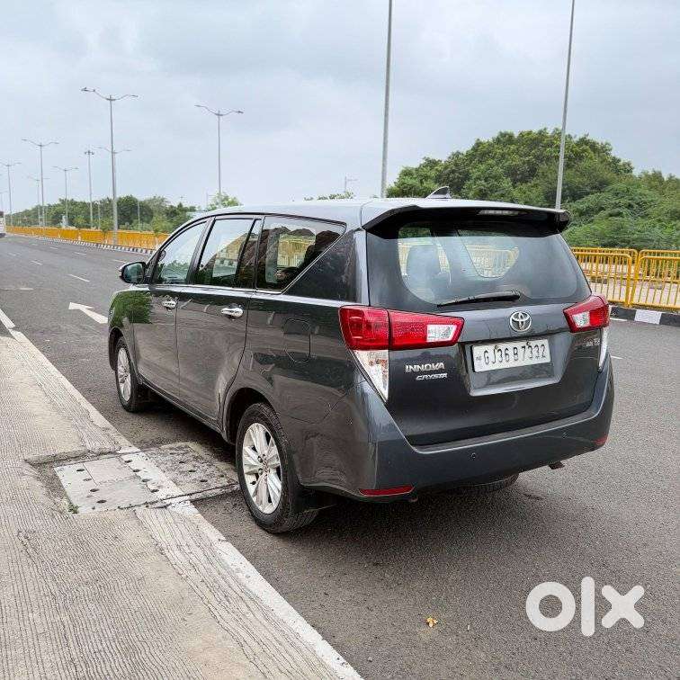 Toyota Innova Crysta 2.8z Automatic, 2016, Diesel