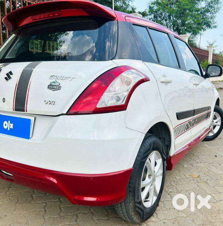 Maruti Suzuki Swift Vxi Glory Limited Edition, 2016, Petrol