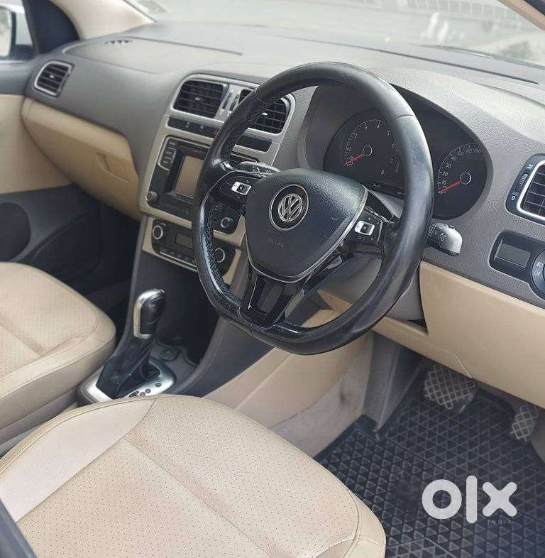 Volkswagen Vento 1.2 Tsi Highline Plus At, 2017, Petrol