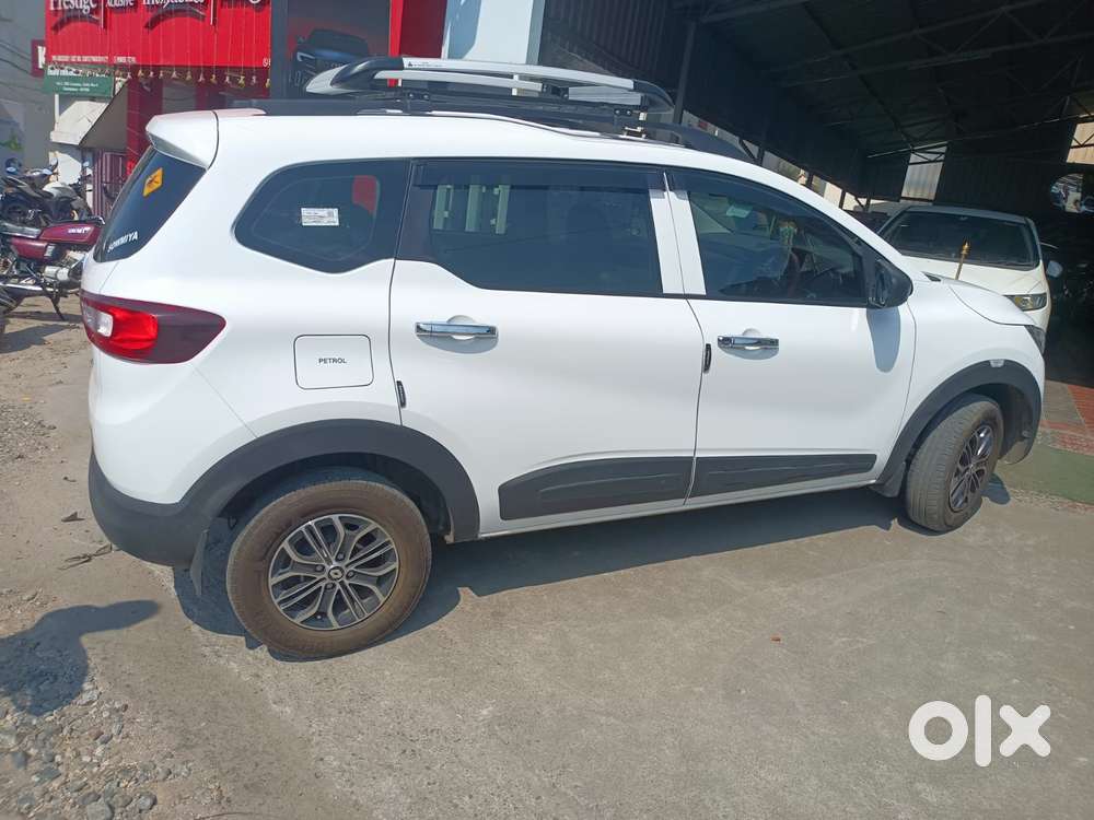 Renault Triber 1.0 Rxe, 2023, Petrol