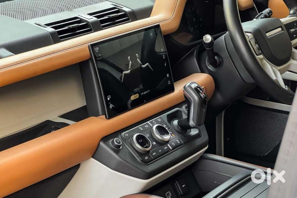 Land Rover Defender, 2024, Petrol