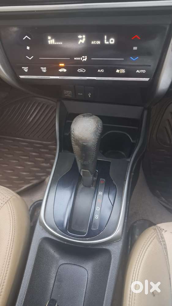 Honda City V At Sunroof I-vtec, 2015, Petrol