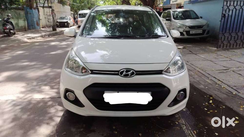 Hyundai Grand I10 Asta Option At, 2016, Petrol