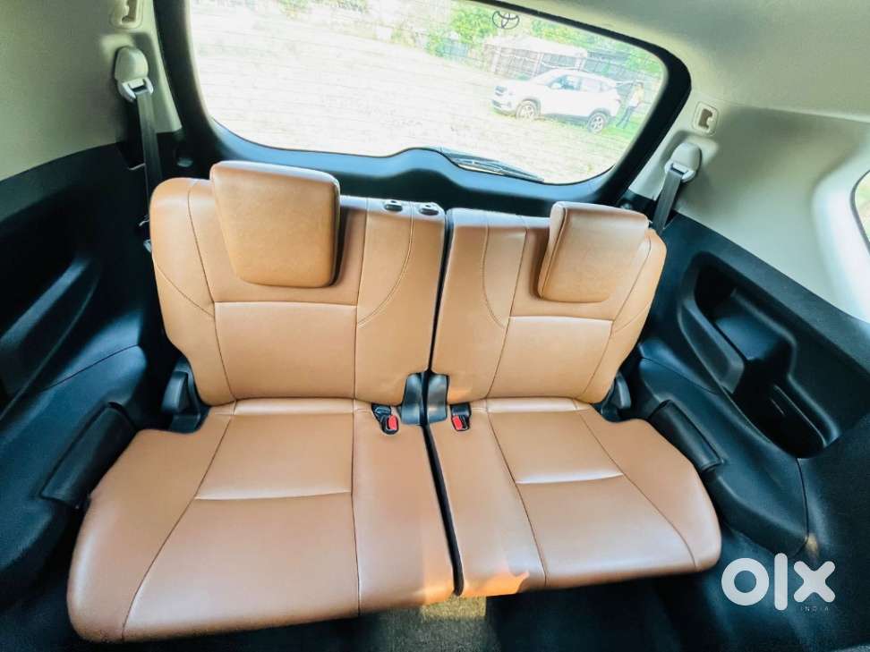 Toyota Innova Crysta 2.8 Z, 2016, Diesel