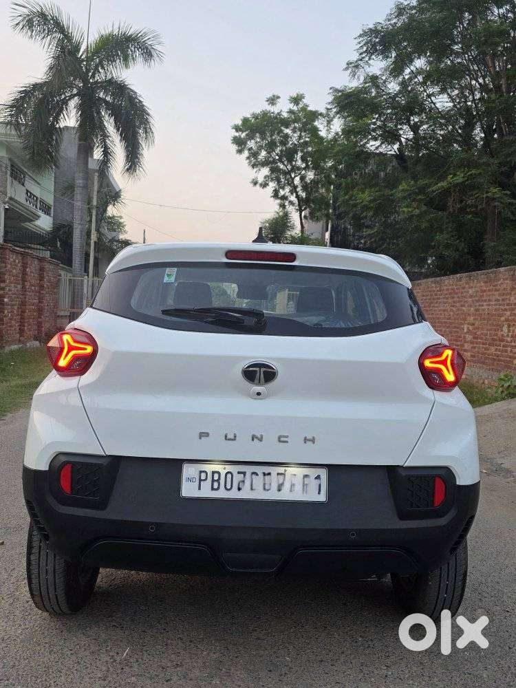 Tata Punch Camo Accomplished Mt, 2025, Petrol