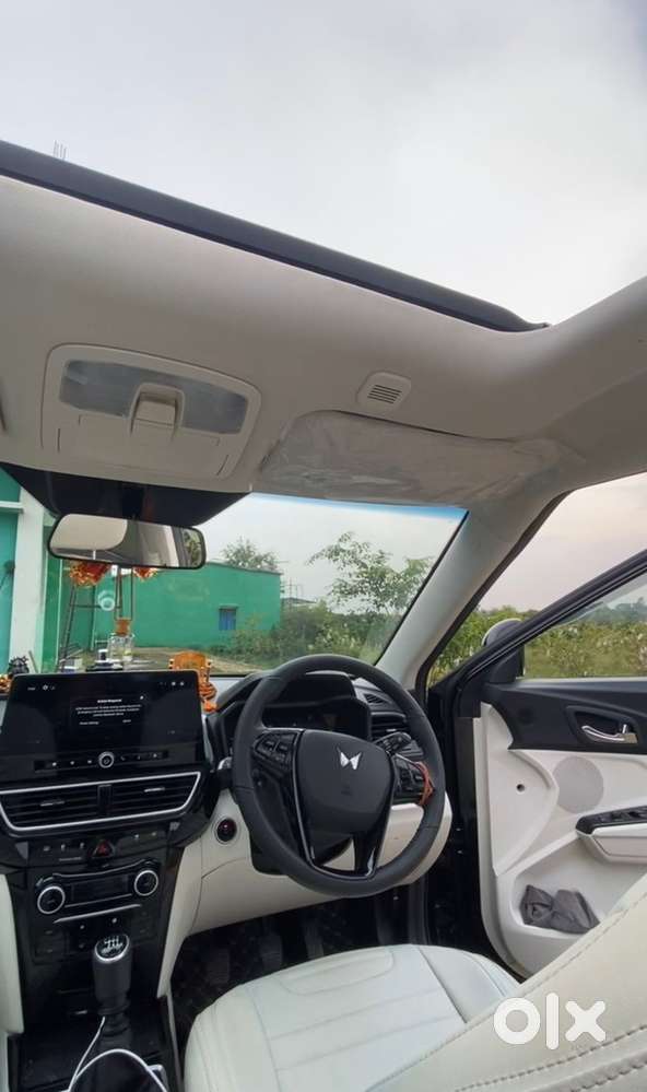 Mahindra Xuv 3xo Petrol Manual 2025