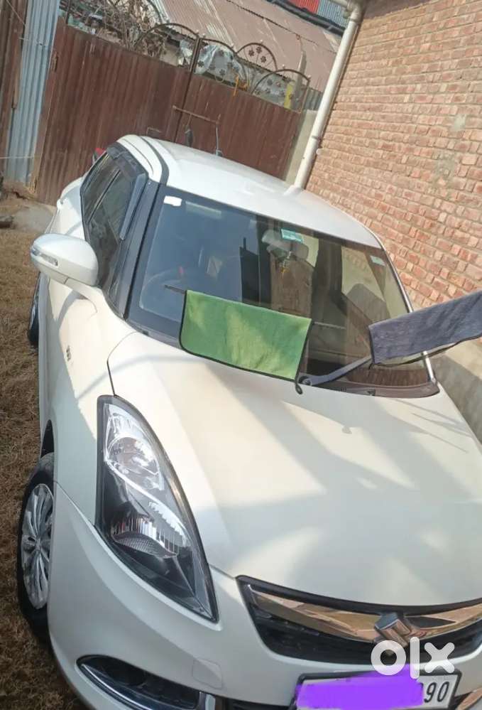 Maruti Suzuki Dzire December 2015 Allmost. 2016 Model Petrol 78500 Km