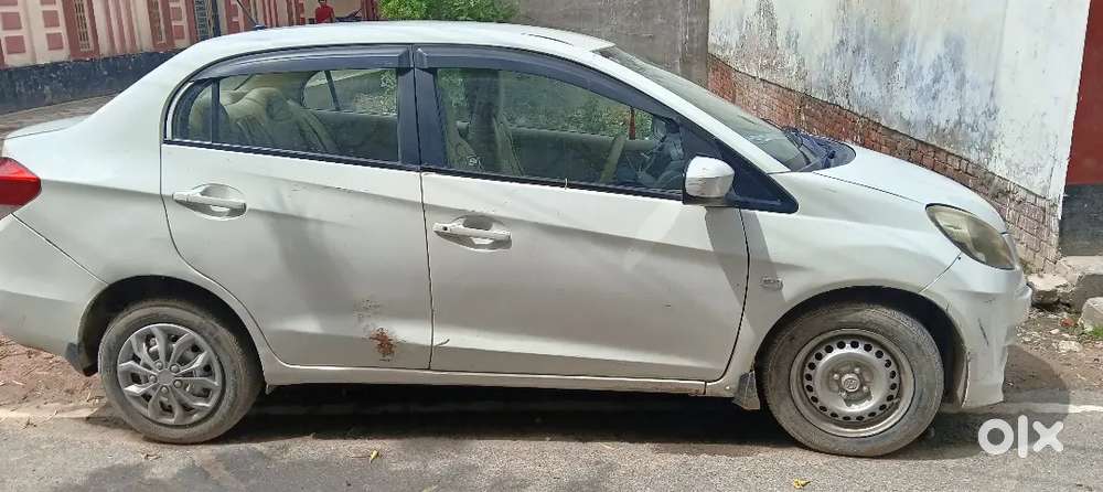 Honda Amaze 2nd Gen 2013 Diesel 90000 Km Driven