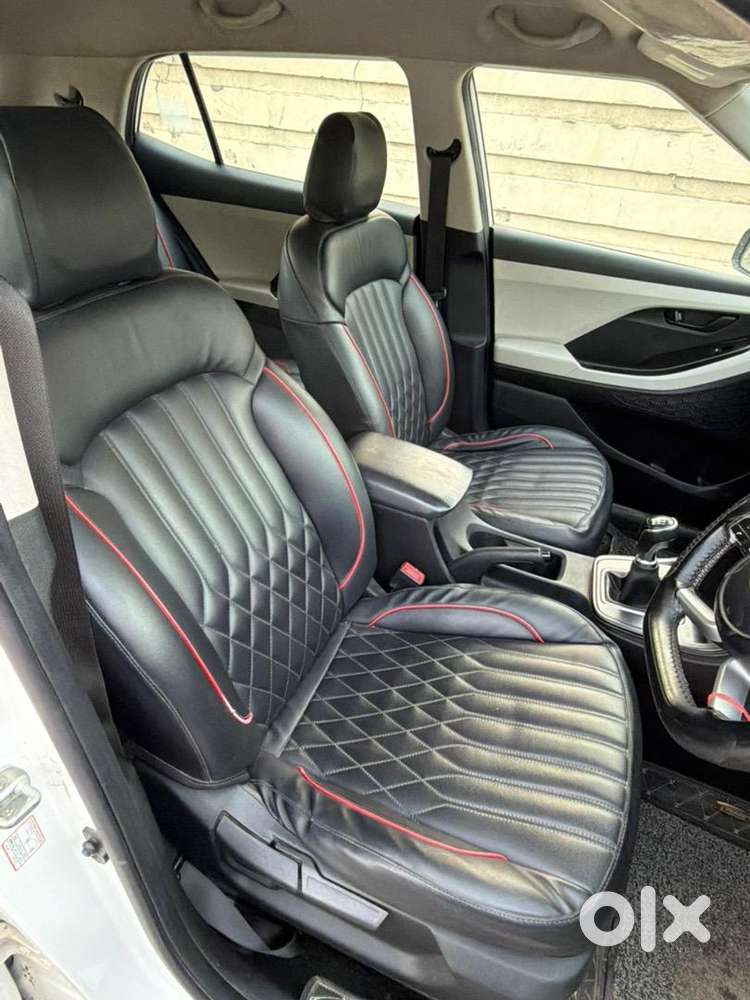 Hyundai 2022 Petrol Manual 49000 Km Driven