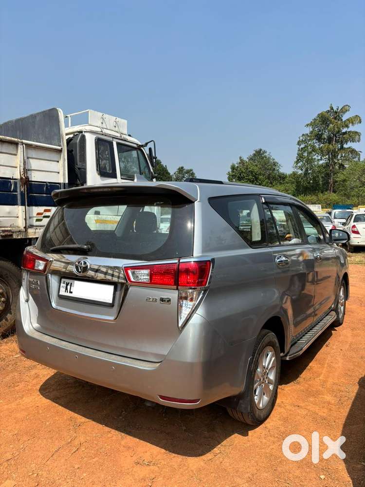 Toyota Innova Crysta 2.8 Gx At, 2017, Diesel