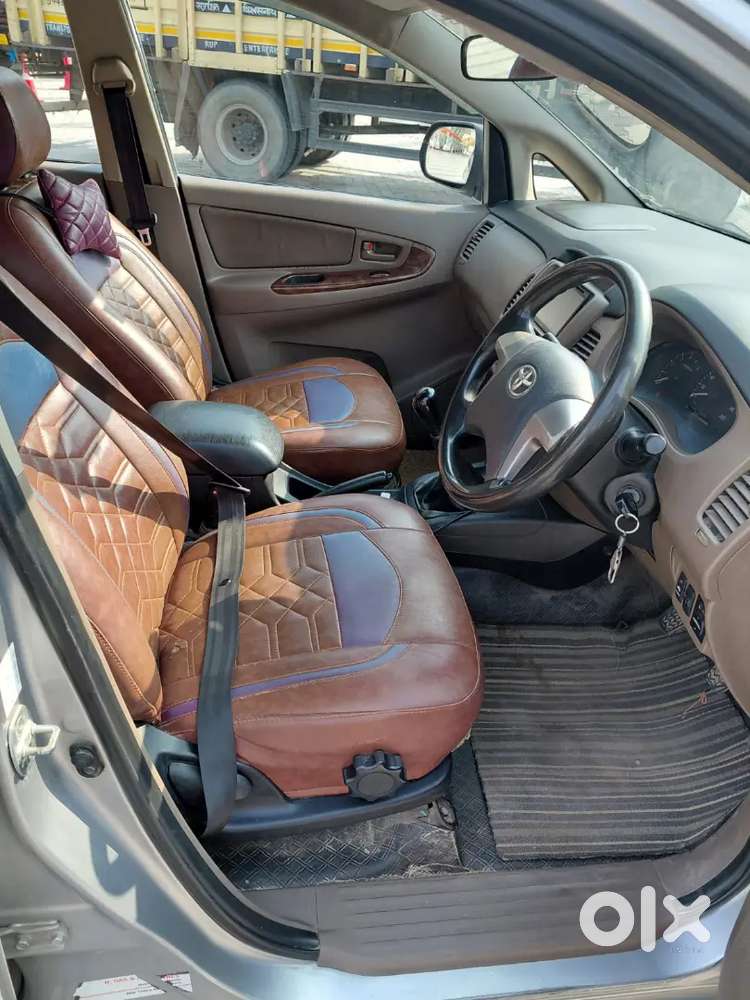 Toyota Innova 2015g