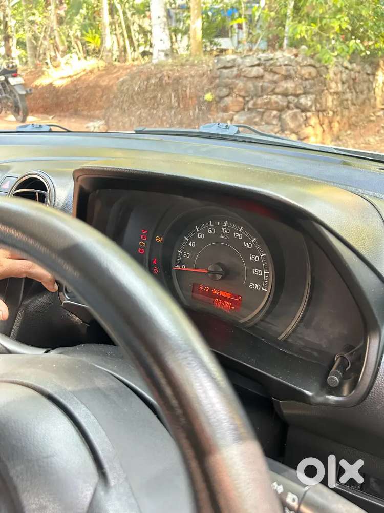 Maruti Suzuki Swift 2018 Petrol 94000 Km Driven