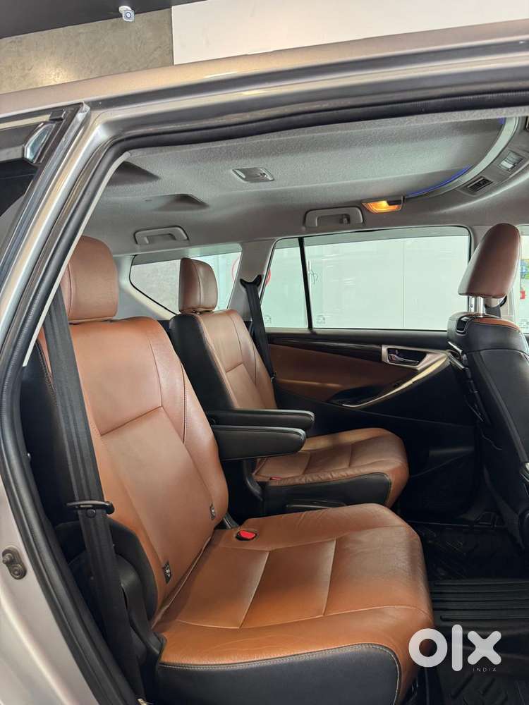 Toyota Innova Crysta, 2018