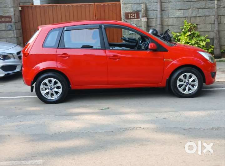 Ford Figo 1.2p Titanium Mt, 2012, Diesel