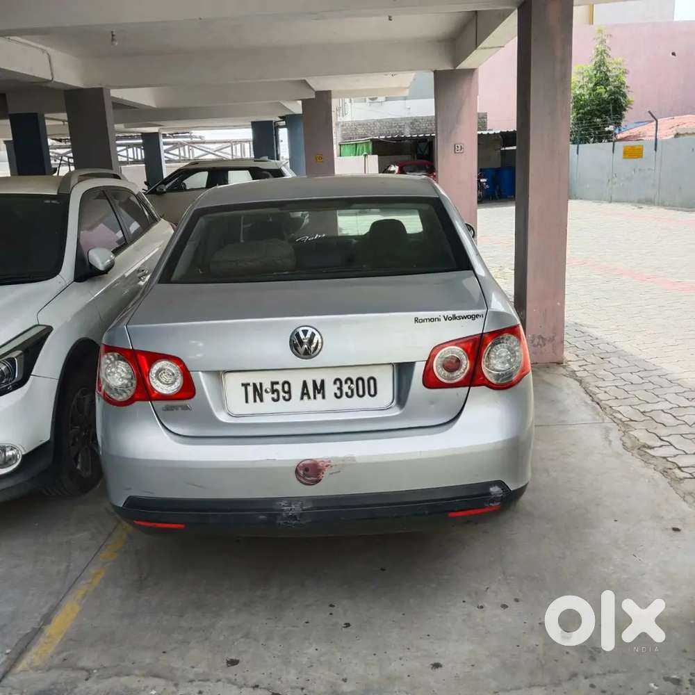 Volkswagen Jetta 2010 Petrol 160000 Km Driven